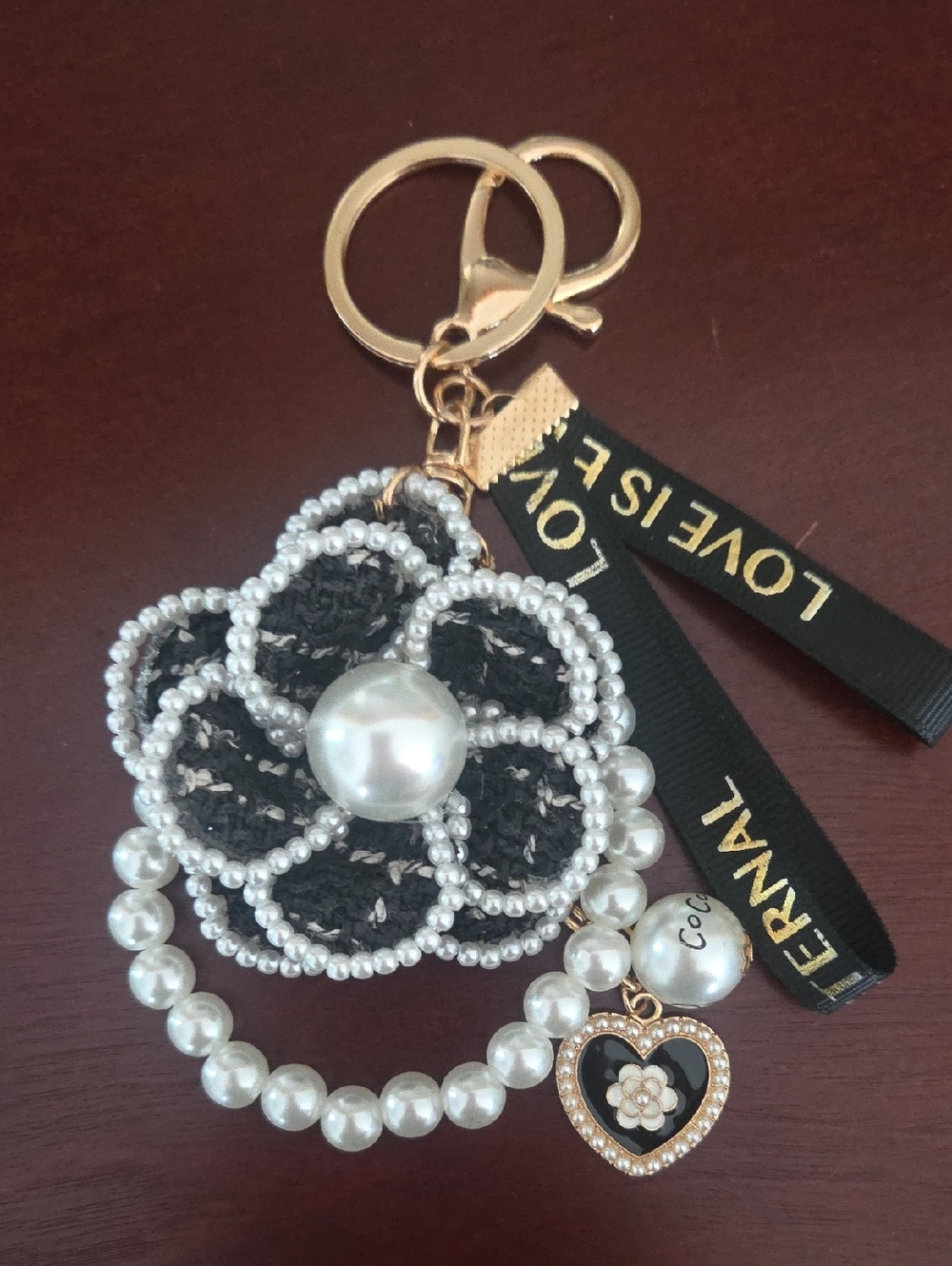 Chic Black Pearl Floral Key & Card Holder Charm
